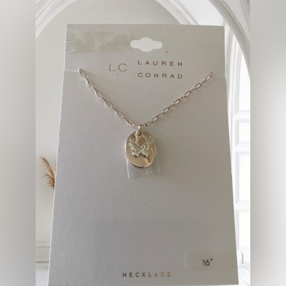 NWT LC Lauren Conrad Rose Gold Tone Oval Butterfly Necklace 16”